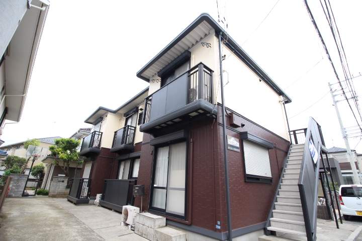 ヴィラクレスト 201号室 外観