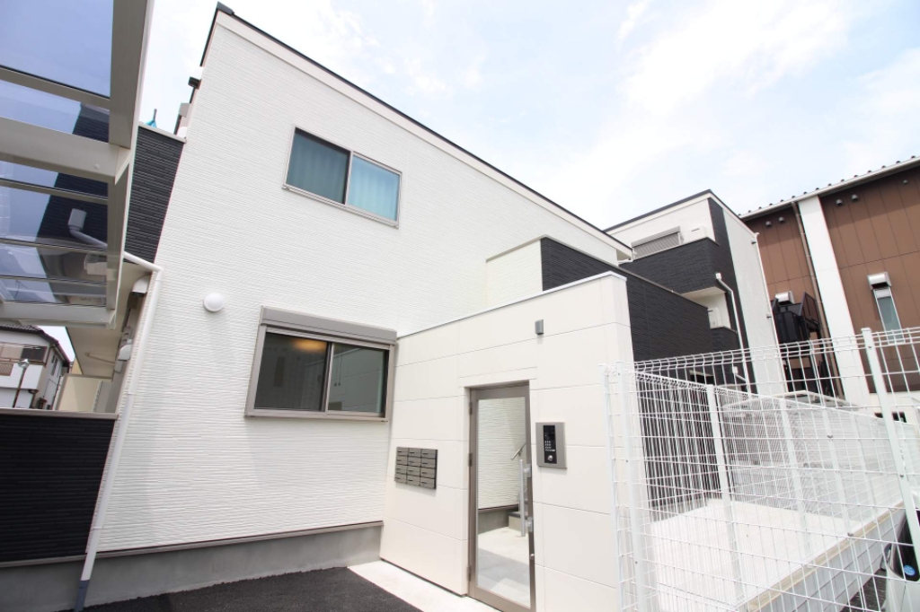 Ｖ－ｒｏｏｍ２ 203号室 外観