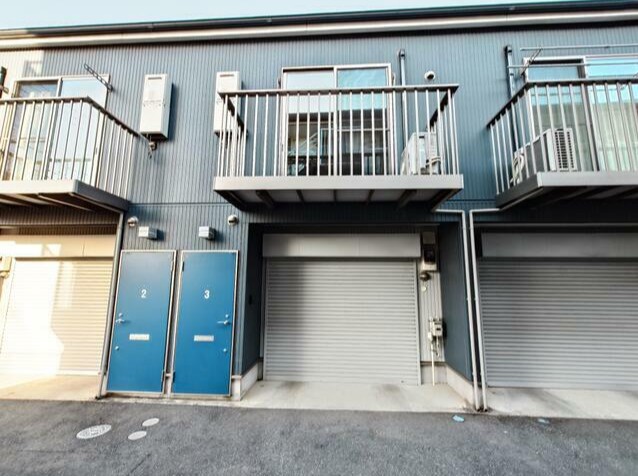 ガレージハウス飯山満 3号室 外観