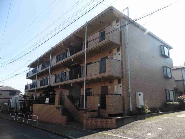 コンフォール実花 102号室 外観