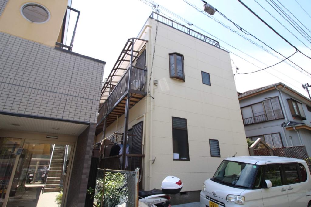 ウイングコート 202号室 外観