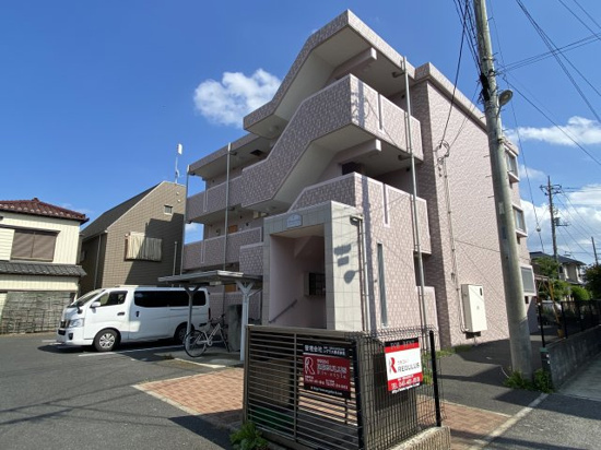 モアナ・ラニ 302号室 外観