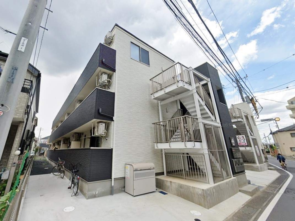 オコナ 303号室 外観