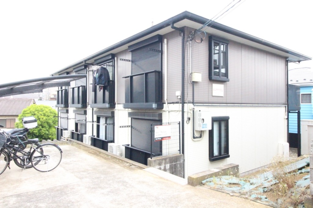 ヒルサイド三山 205号室 外観