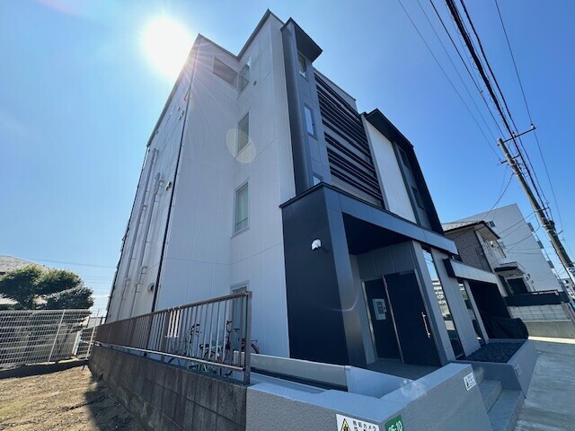 ピュアハイツ 201号室 外観