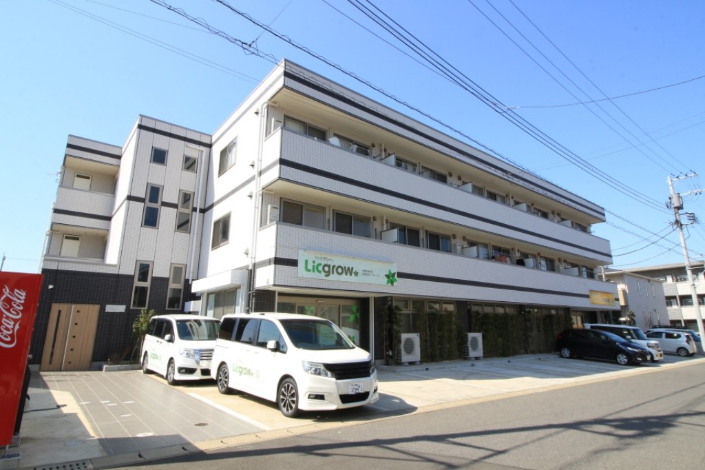ソリス緑が丘 306号室 外観