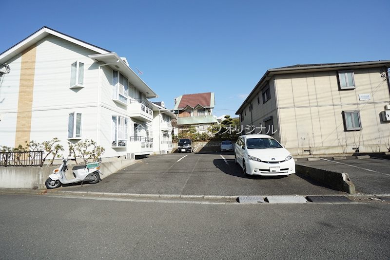 エトワール 駐車場