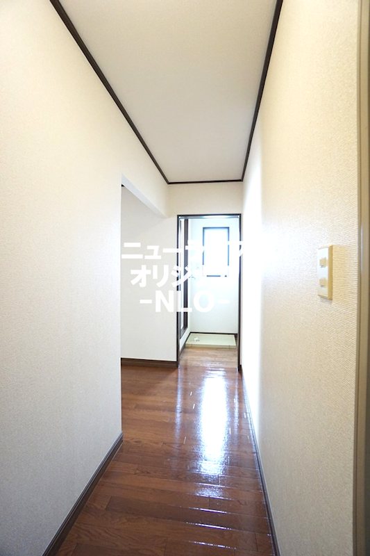 クィーンパレス 玄関