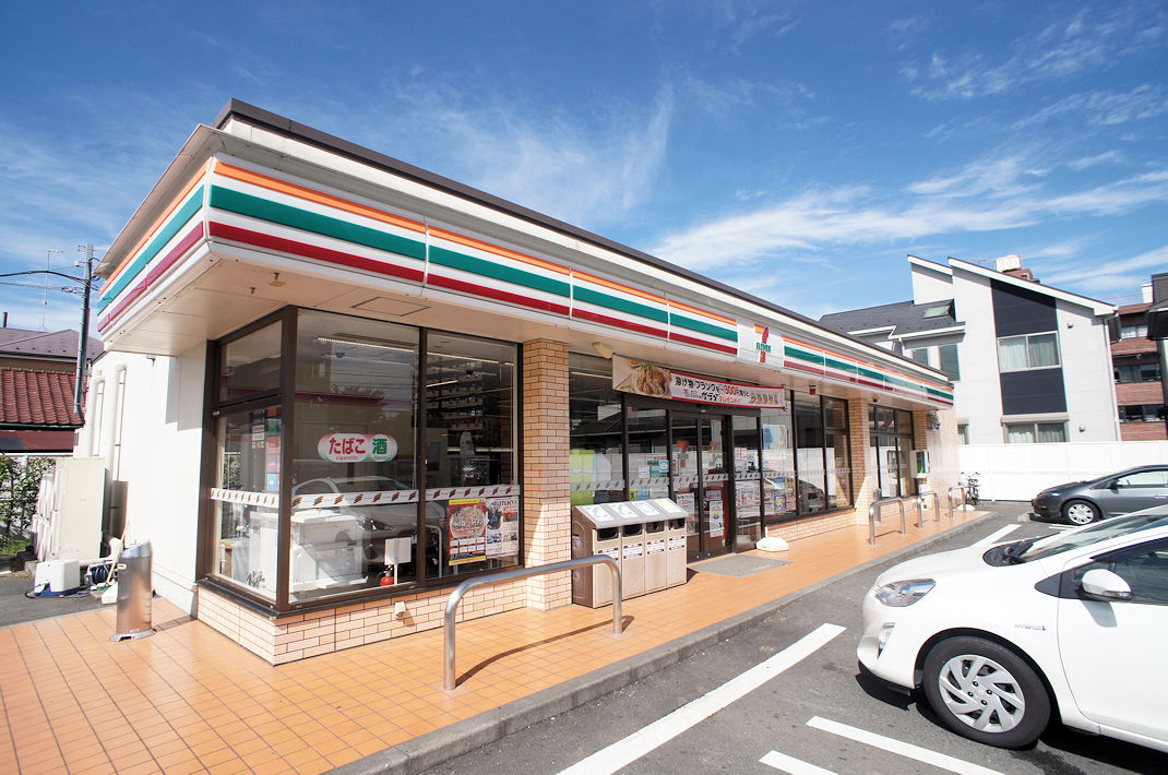 ヴィル・クール コンビニ