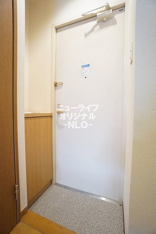 ソレイユ三和 玄関