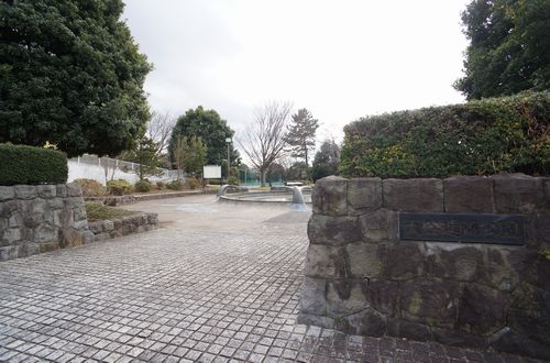 コーポハピネス 公園
