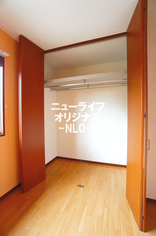 サニーレジデンス 収納