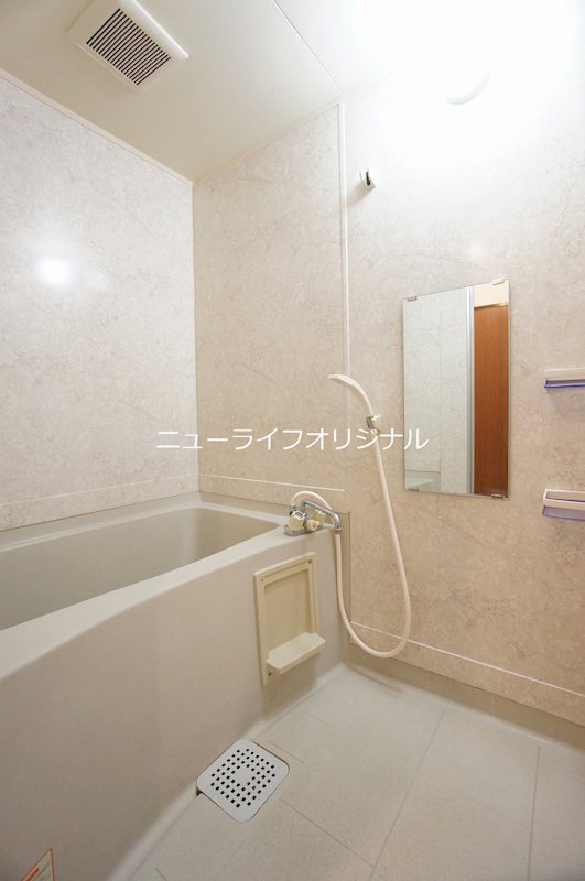 クイーンハイツ南台 風呂画像