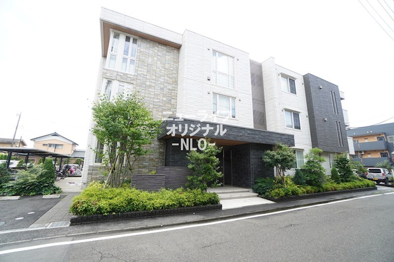 Ｇｒａｎｄ　Ｖｅｒｄｅ 外観