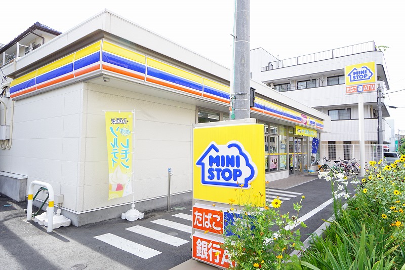 レジデンスヴィラ コンビニ