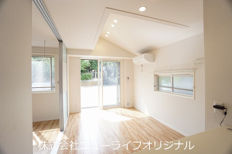 ＡＢＥＬＩＡ リビング