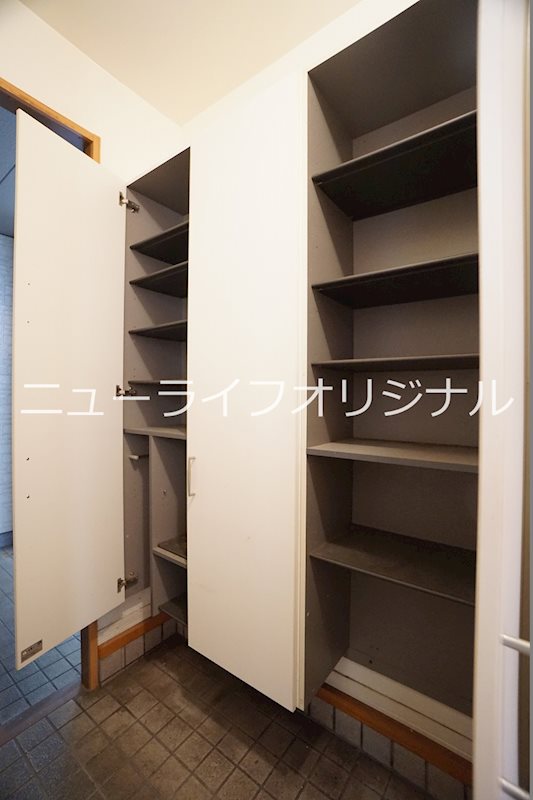 ベラビスタＡ 収納