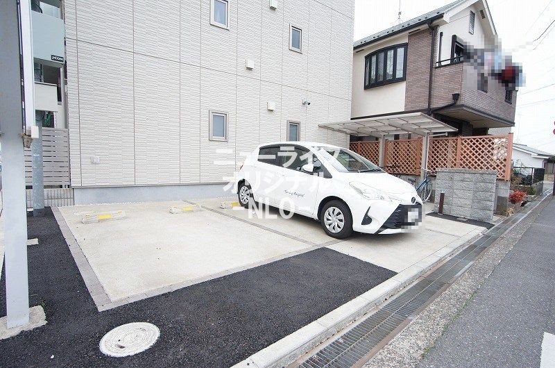 コリーナ旭 駐車場