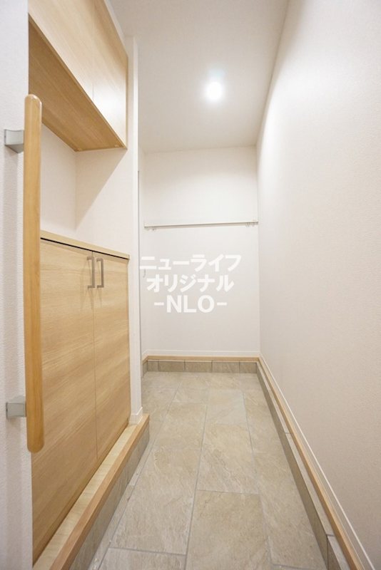 アーデル湘南 玄関