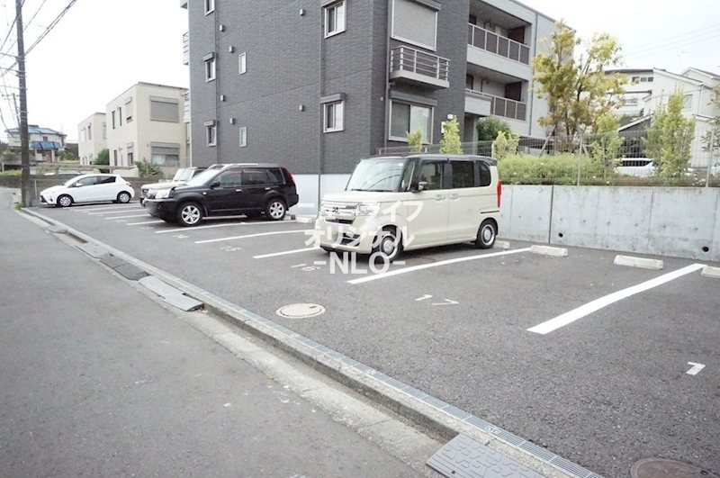 セントリビエ湘南 駐車場