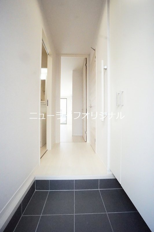 リミニイ湘南 玄関