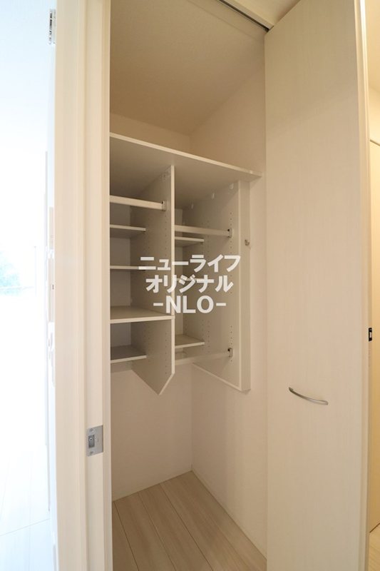 ヴィラ　ジュネス 収納