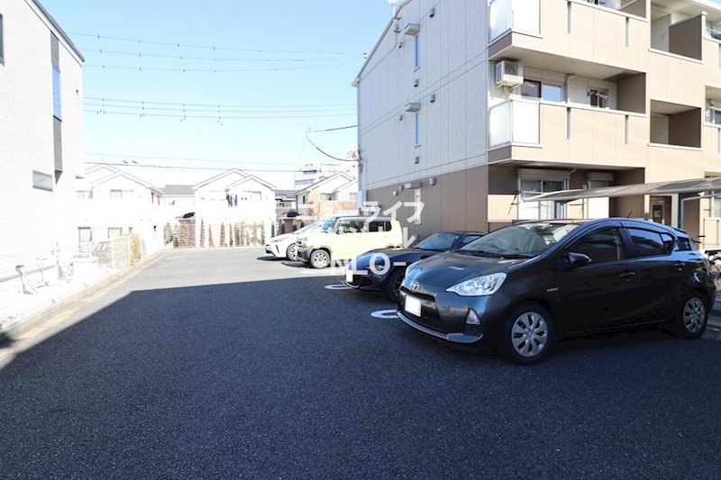 グランフォート　伍番館 駐車場