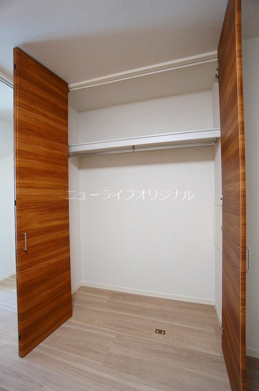 トロワベルテュ 収納