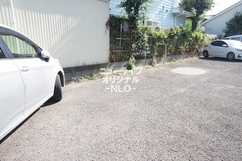 アレスタ湘南 駐車場