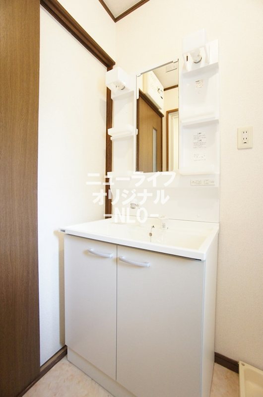 金井ビューヒルズＢ棟 洗面所