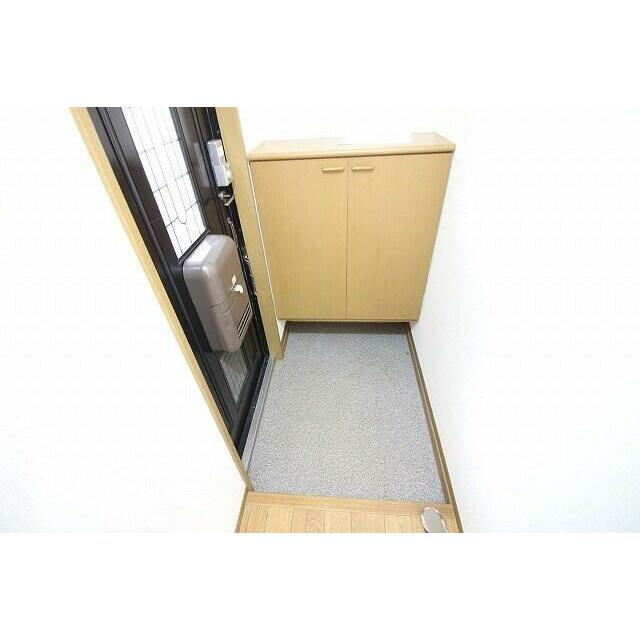 フラワーメゾン 玄関