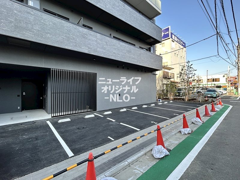 リブス本厚木 駐車場