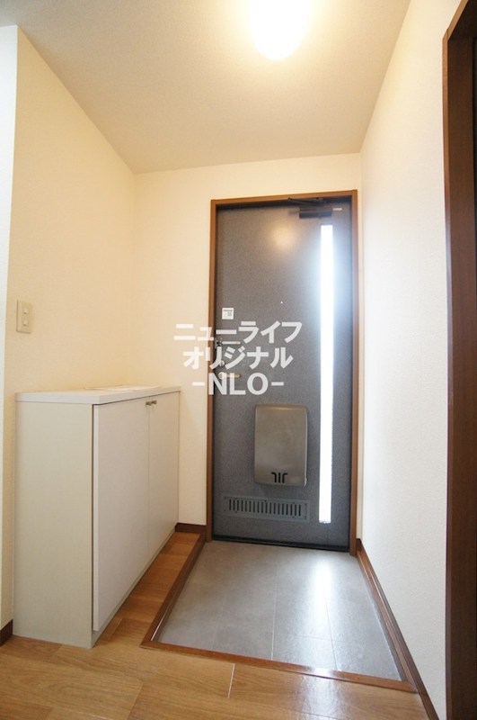 エスペランサ平塚 玄関