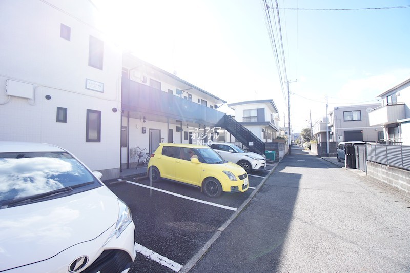 エスペランサ平塚 駐車場