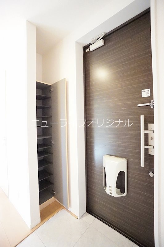 エルドール湘南 玄関