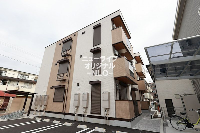 Ｓａｍｅ　ｓｋｙ 外観