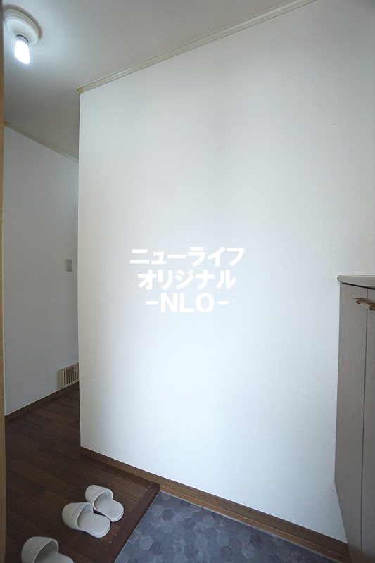 フラワーメゾン 玄関