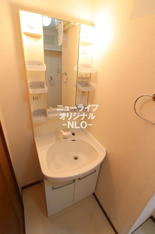 メゾン・ボナール A 洗面所