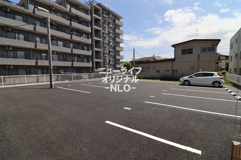 ままな 駐車場