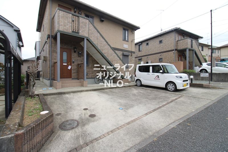 コゥジィーコートⅡ 駐車場