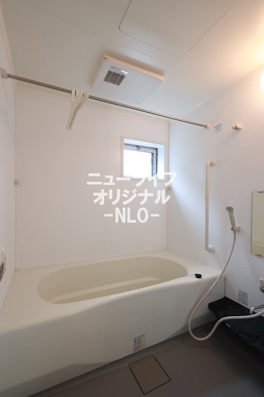 ウイングコート 風呂画像