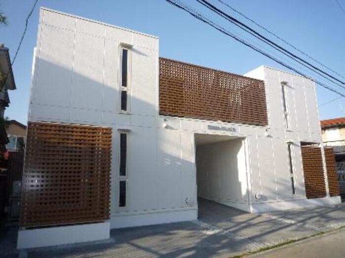 EDDI’S PLACE 外観