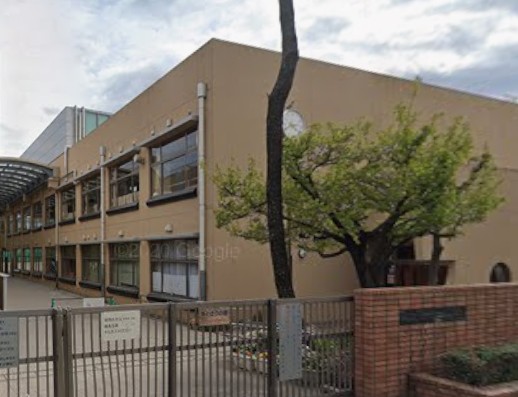 EDDI’S PLACE 小学校