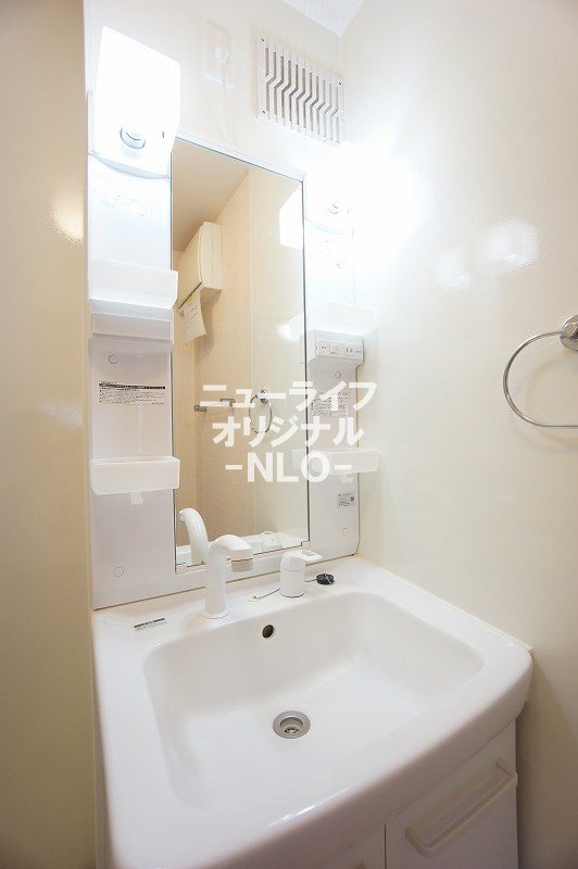 グランモア柳川 洗面所