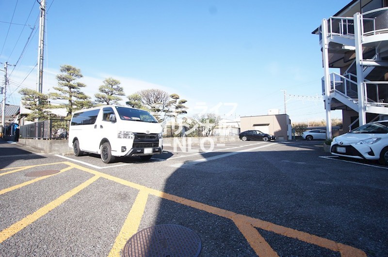 モンメール大磯 駐車場