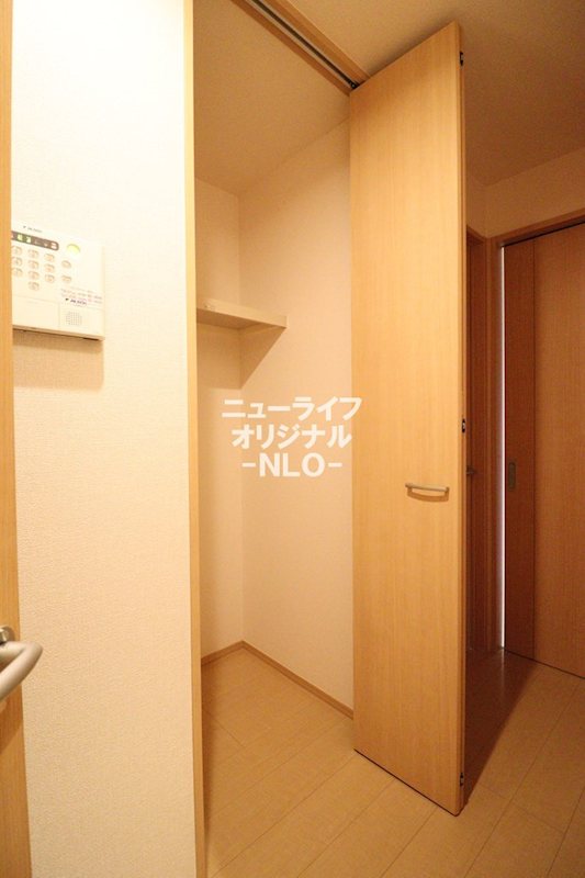 プラド 収納