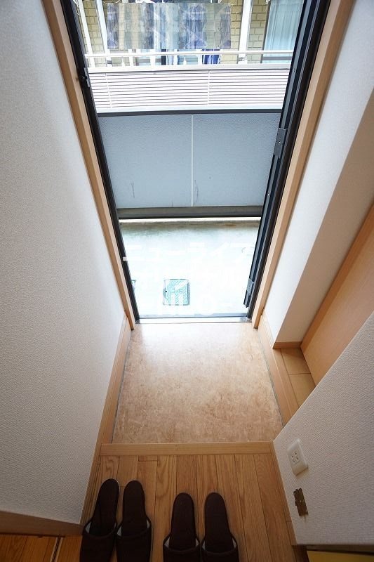 サンライズ岩本 玄関
