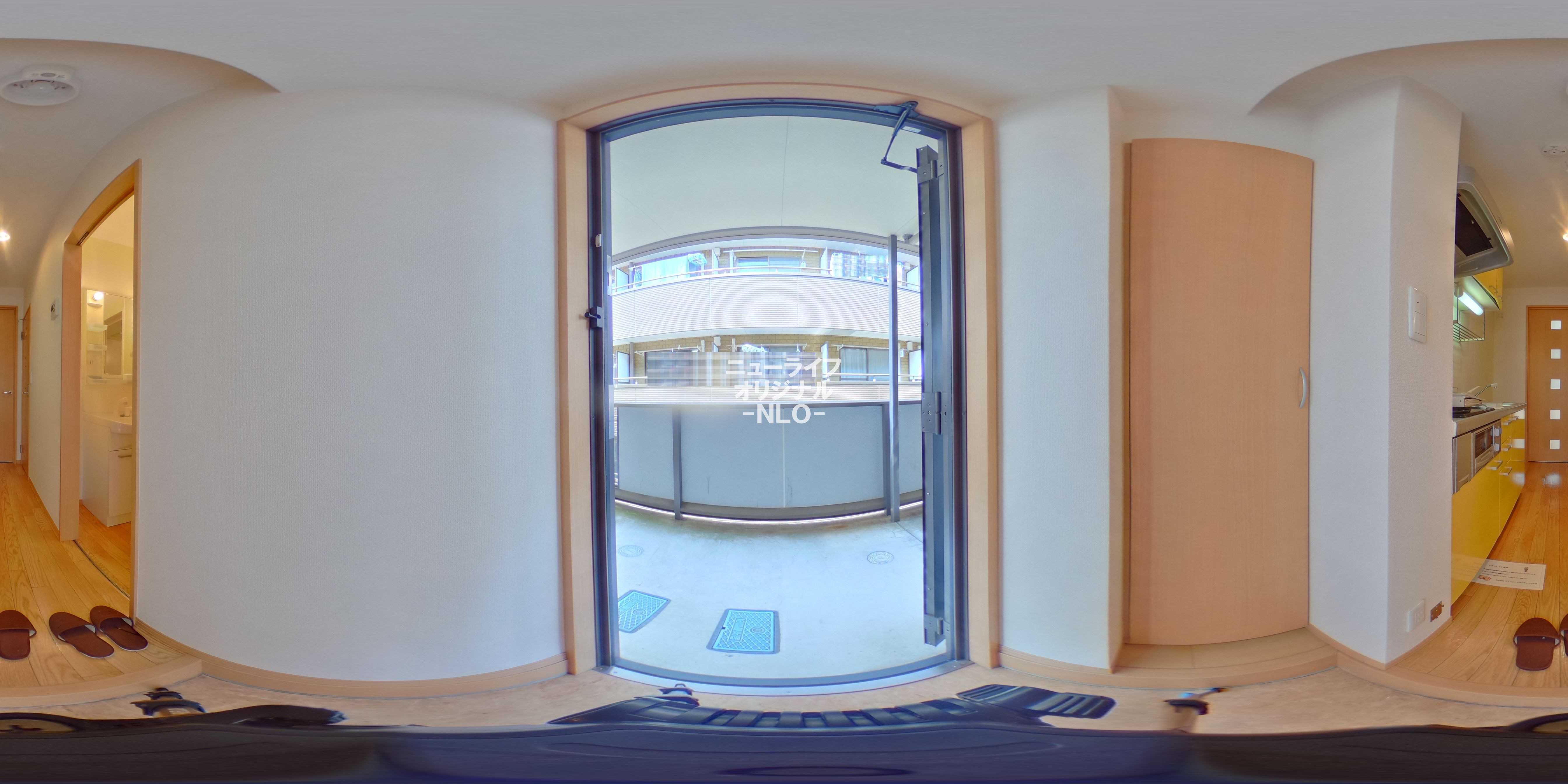 サンライズ岩本 玄関