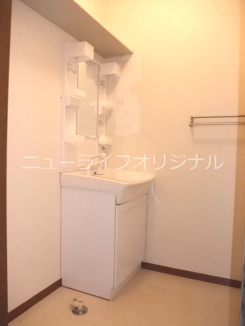 グランディール善行坂 洗面所
