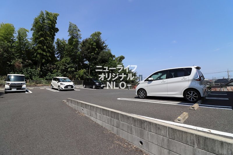 サンライズ 駐車場